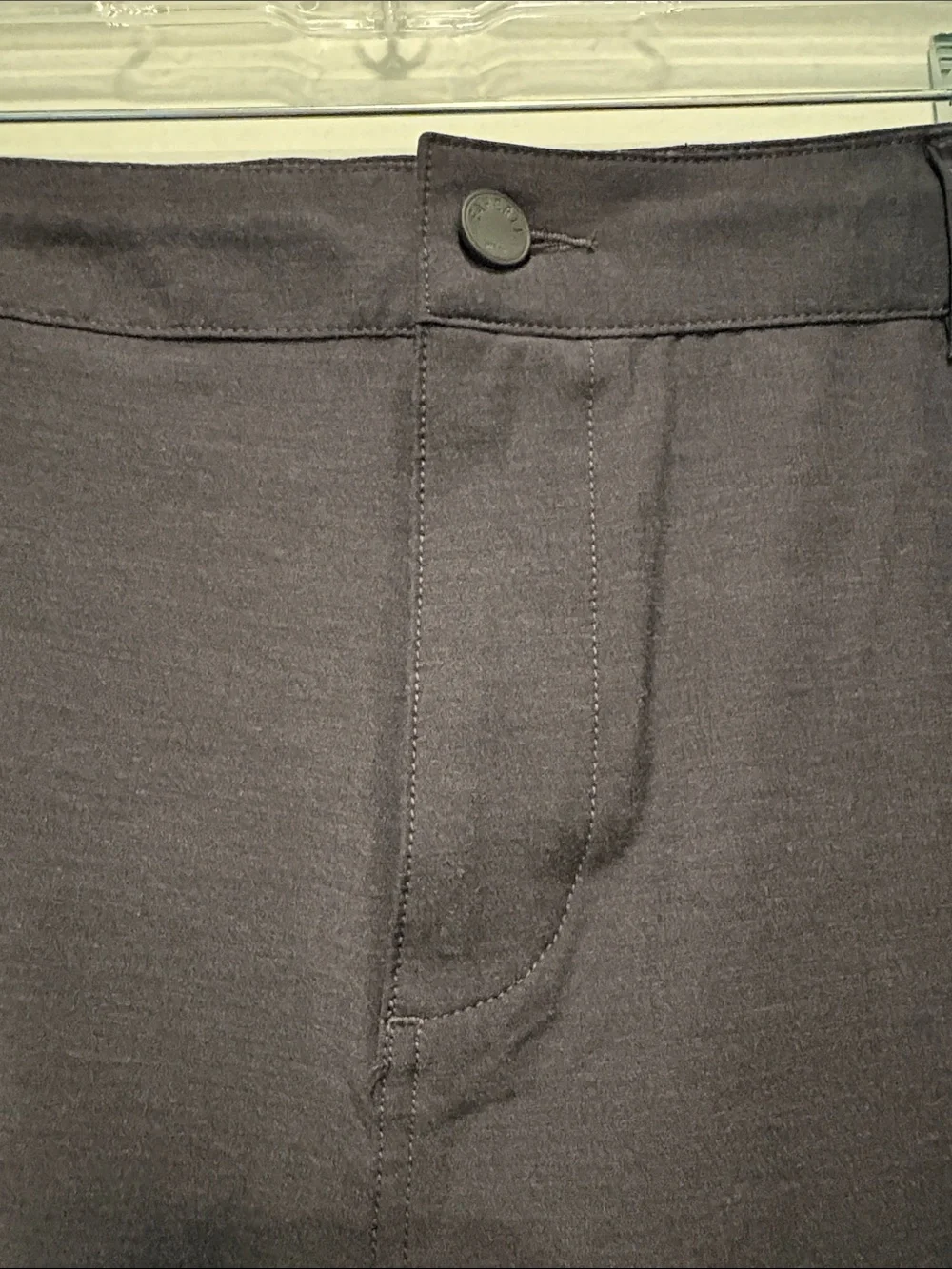Faherty - All Day Belt Loop Shorts. 9 inch inseam. Dark Gray. Size 38. MSC0012